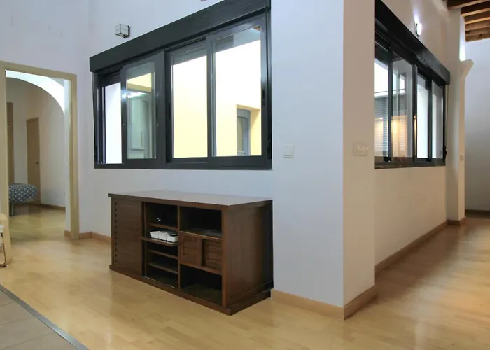 Bella Sultana, Centro Histórico